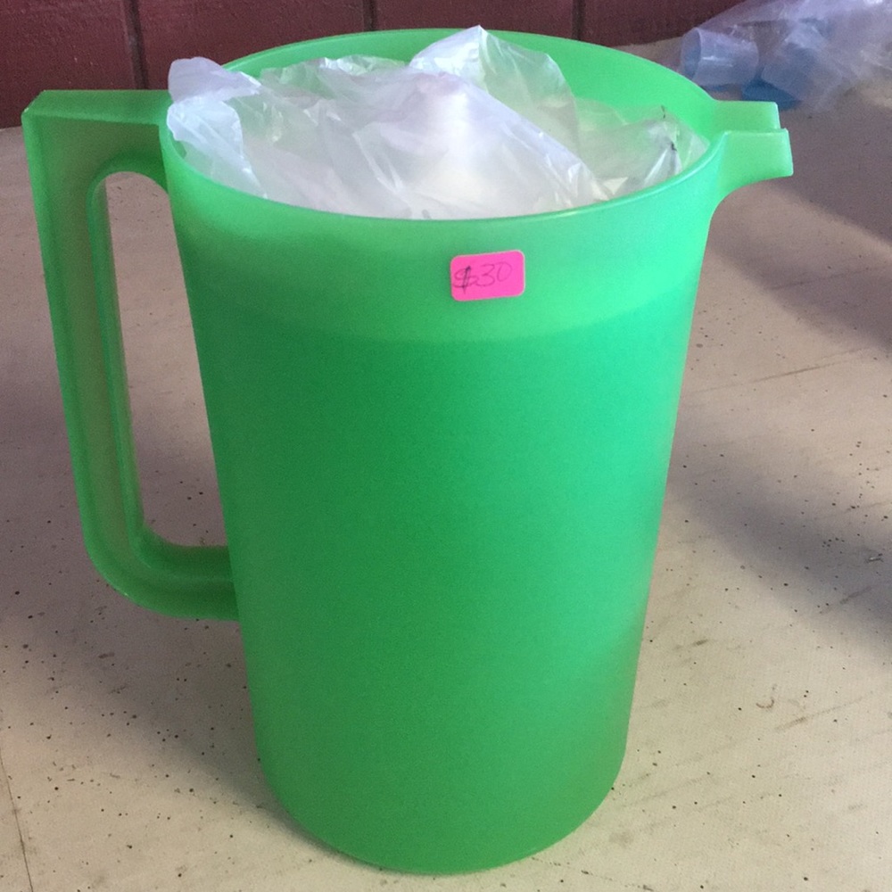 Tupperware pitcher